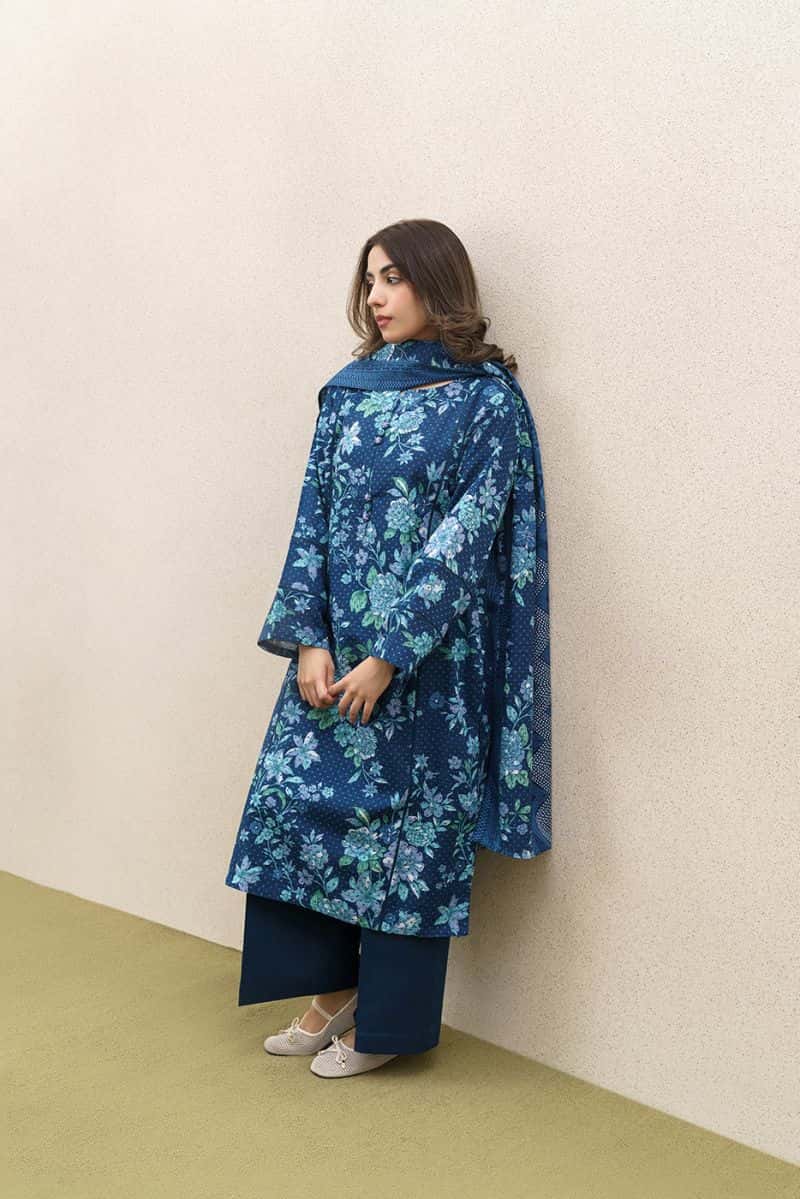 3 PIECE PRINTED KHADDAR SUIT-ARCTIC ESCAPE (UNSTITCHED)