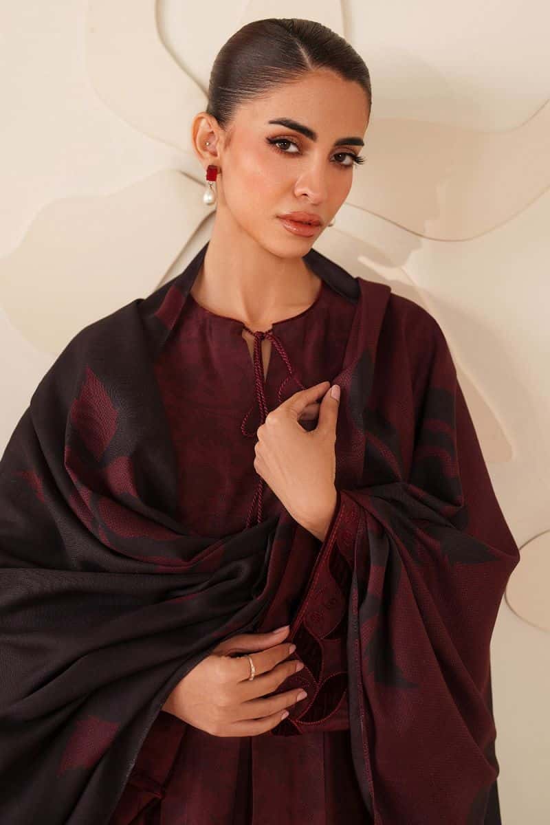 Embroidered Velvet Unstitched Suit (UW-0285) - alternate view
