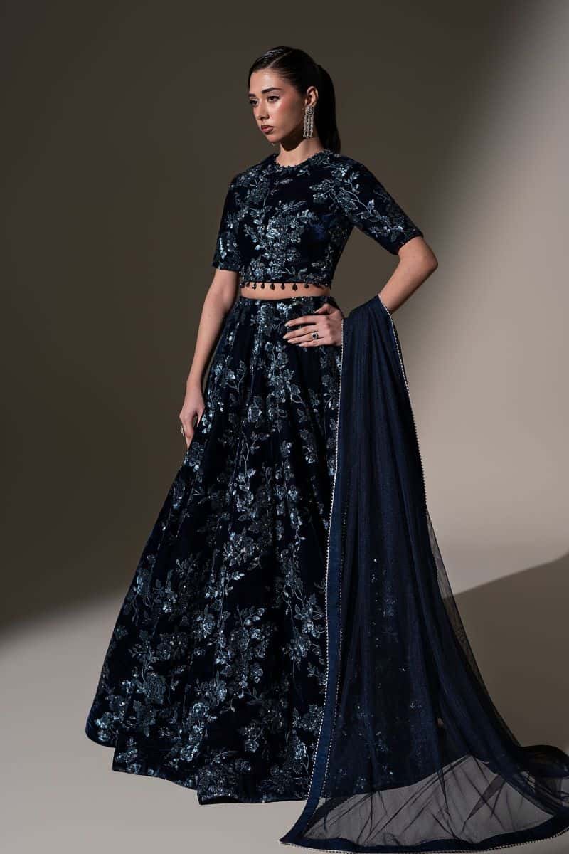 Embroidered Velvet Fabric (1Pc)