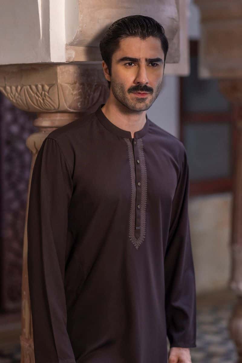Embroidered Blended Kurta - alternate view