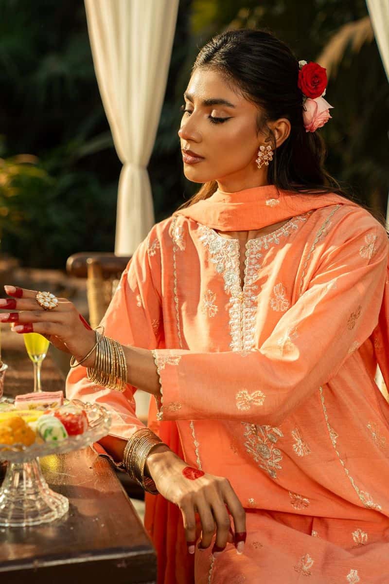 3 Piece - Embroidered Jacquard Suit