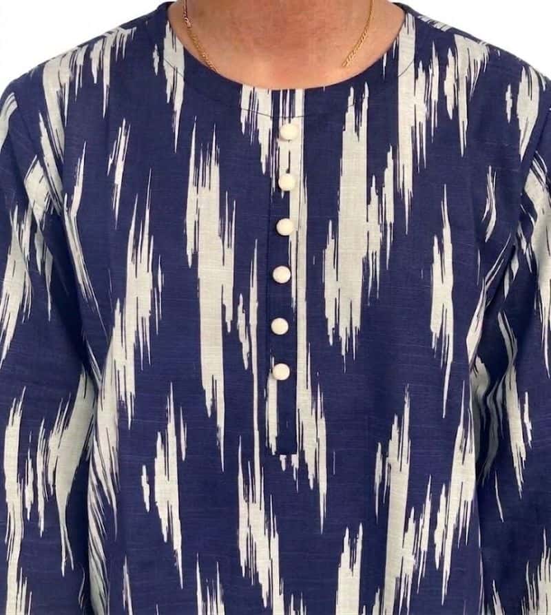 Plum Khaddar Blue Colour Printed White Patterns with White Buttons on 2pc stitched suit for Girls. - alternate view