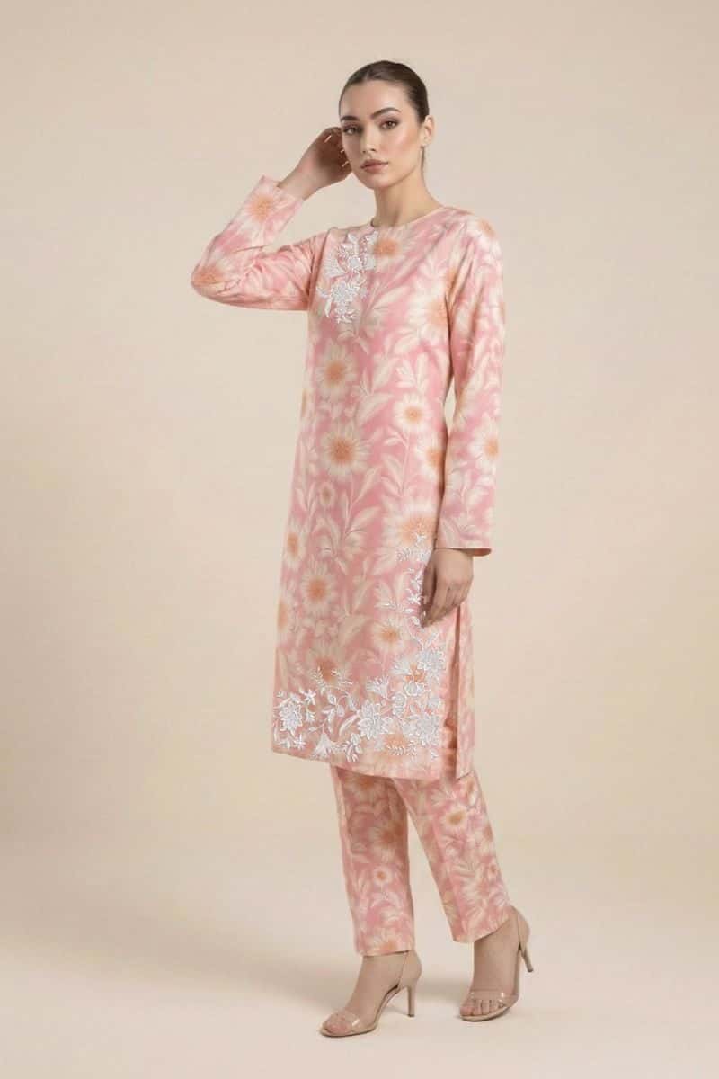 Embroidered - 2 Pc Lawn Suit - alternate view