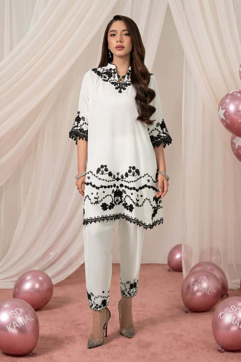 DIAMOND 2PC RAWSILK EID FESTIVE PRET - alternate view