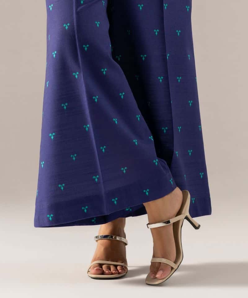 Printed Khaddar Flared Pants