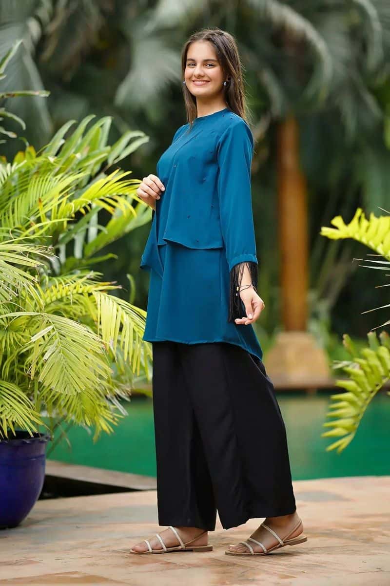 Georgette Hand Work 2 Pc Suit - alternate view