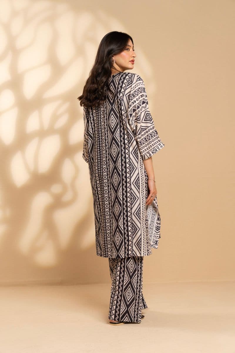 Black/White Printed Ready-to-Wear Shirt thumbnail