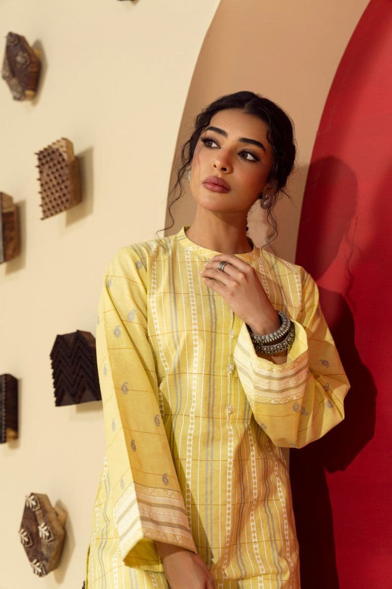 Yellow Solid Cotton Viscose Ready-to-Wear Shirt
