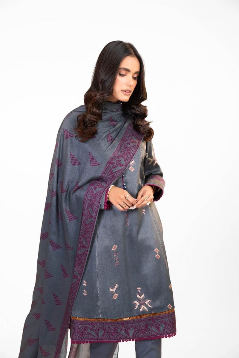 RTS | SHIRT & DUPATTA thumbnail
