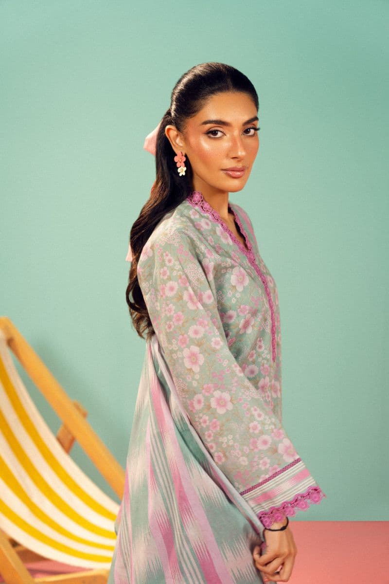 Green Printed Lawn 3 Piece Unstitched Suit thumbnail
