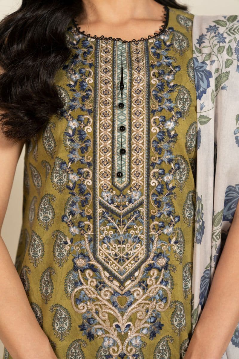 Green Embroidered Lawn 3 Piece Unstitched Suit