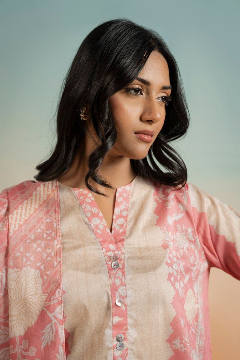 Coral Printed Lawn 3 Piece Unstitched Suit
