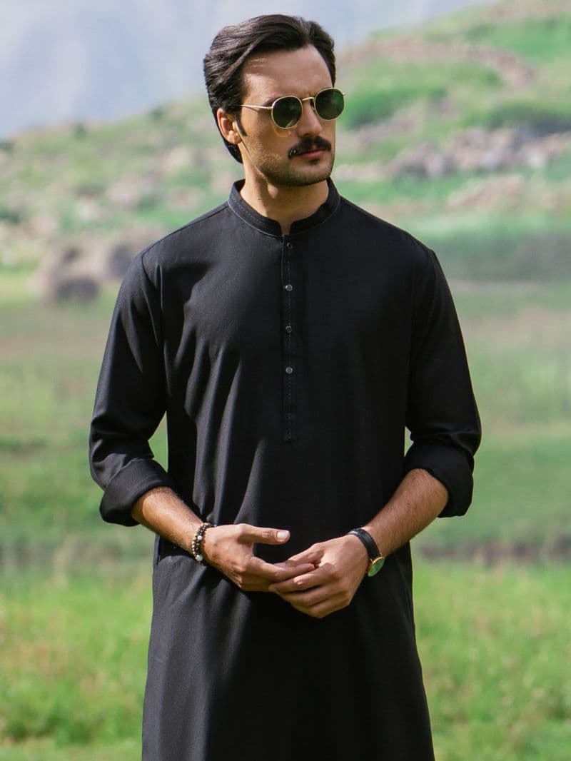 Black Kameez Shalwar thumbnail