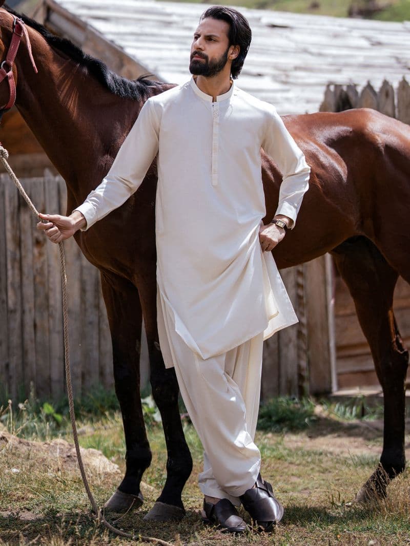 Off White Kameez Shalwar thumbnail