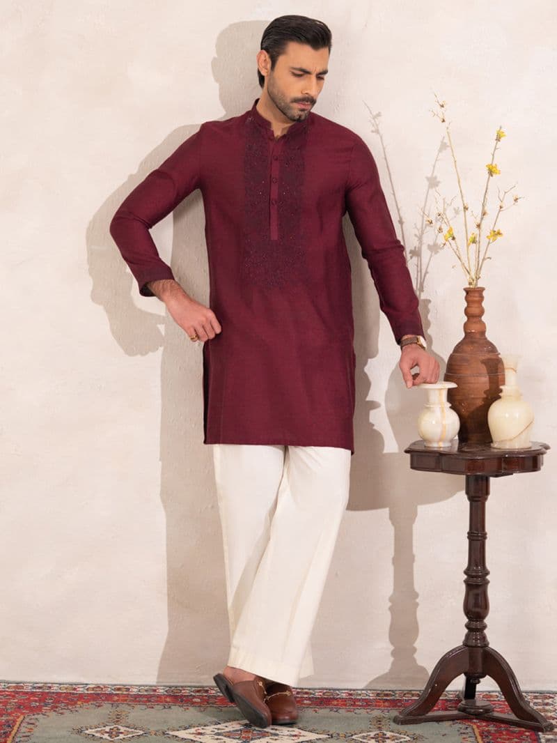 Maroon Formal Embroidered Kurta thumbnail
