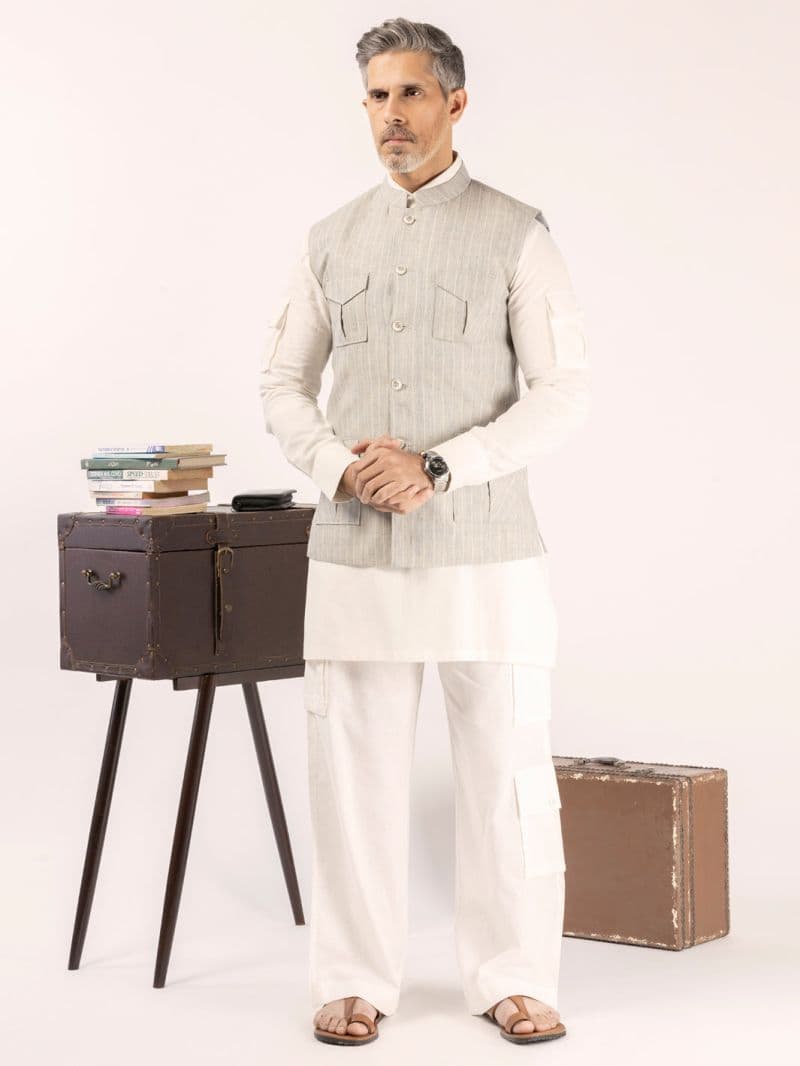 Grey Linen Waistcoat thumbnail