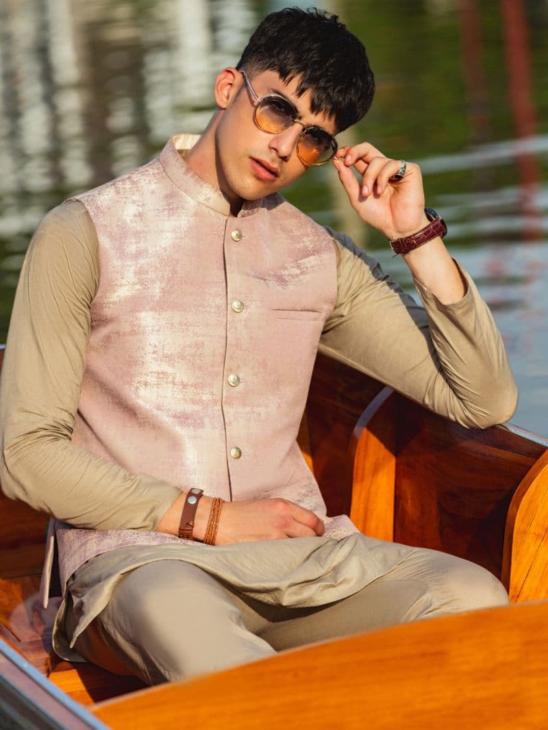 Tea Pink Blended Waistcoat thumbnail