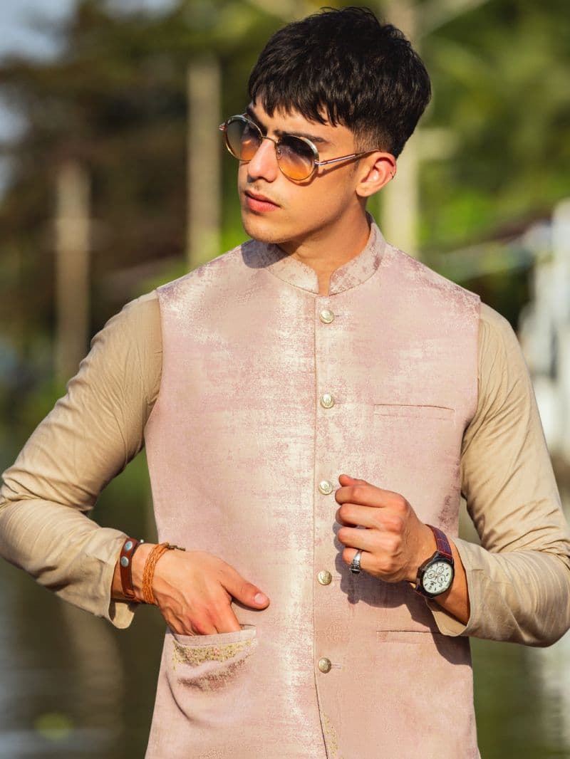 Tea Pink Blended Waistcoat thumbnail