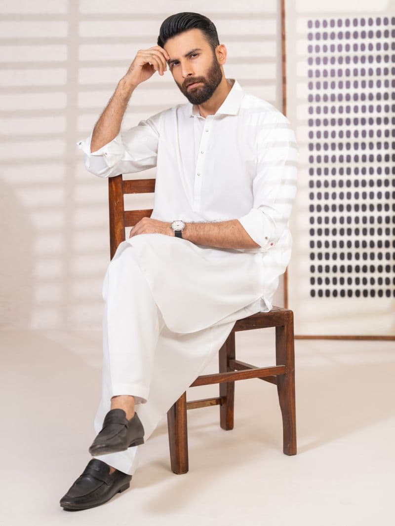 White Kameez Shalwar thumbnail