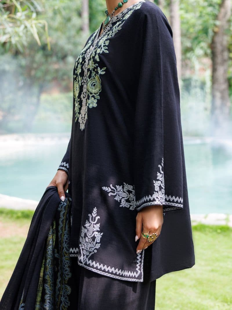 Black Crosshatch 3Pc Stitched