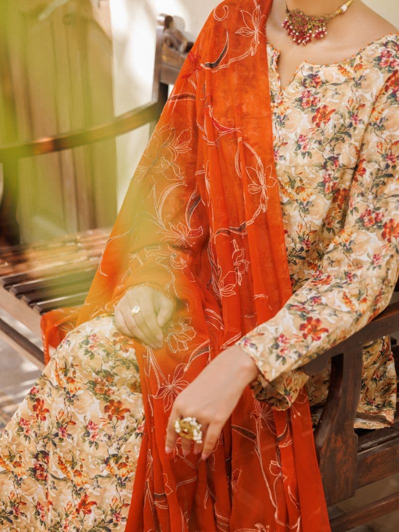 Beige Lawn Stitched 3Pc