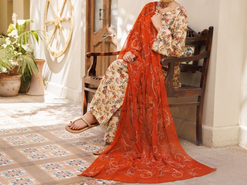 Beige Lawn Stitched 3Pc