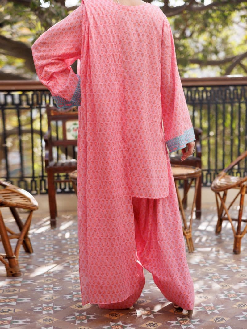 Pink Lawn Stitched 3Pc thumbnail
