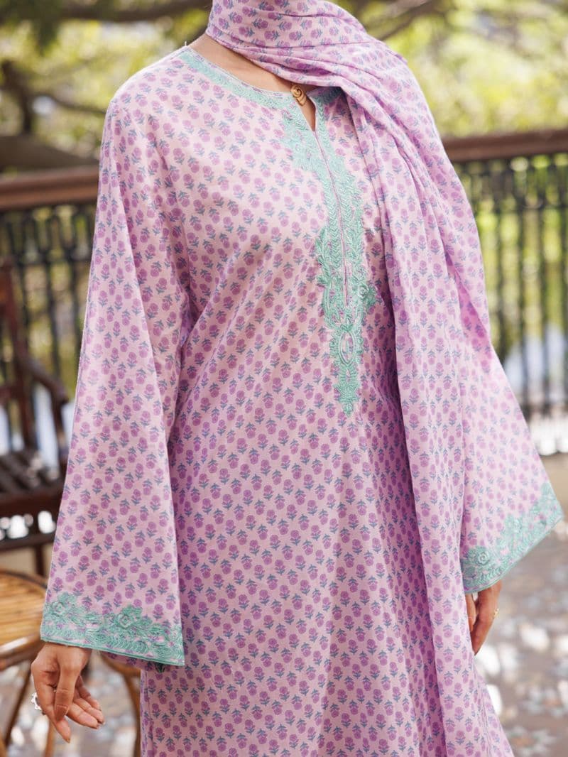Light Purple Lawn Stitched 3Pc thumbnail