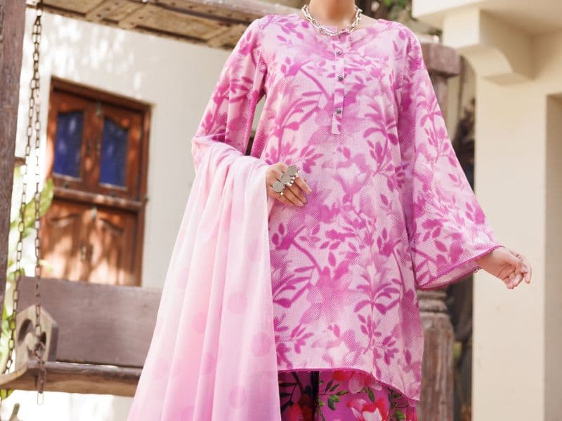 Purple Lawn Stitched 3Pc thumbnail