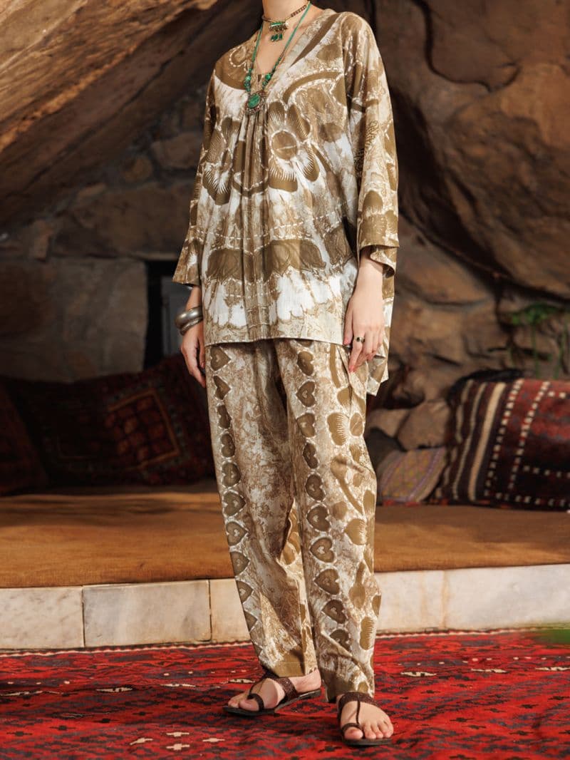 Olive Light Khaddar 2Pc Stitched thumbnail