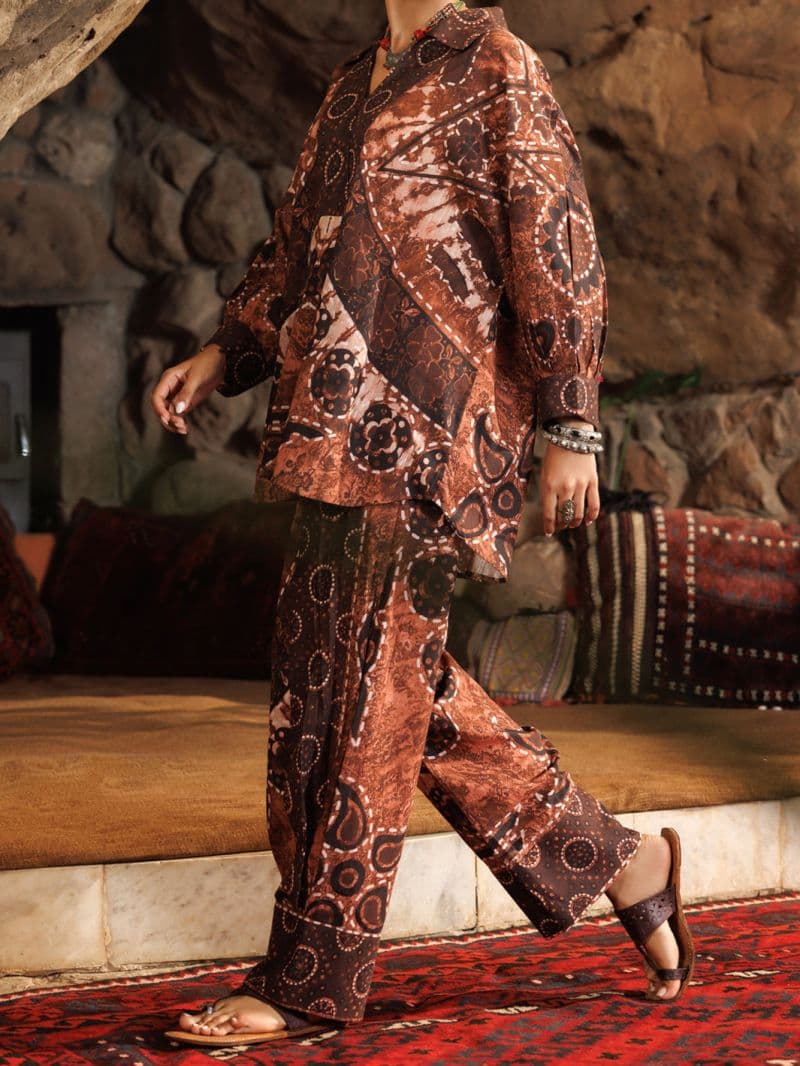 Brown Light Khaddar 2Pc Stitched thumbnail