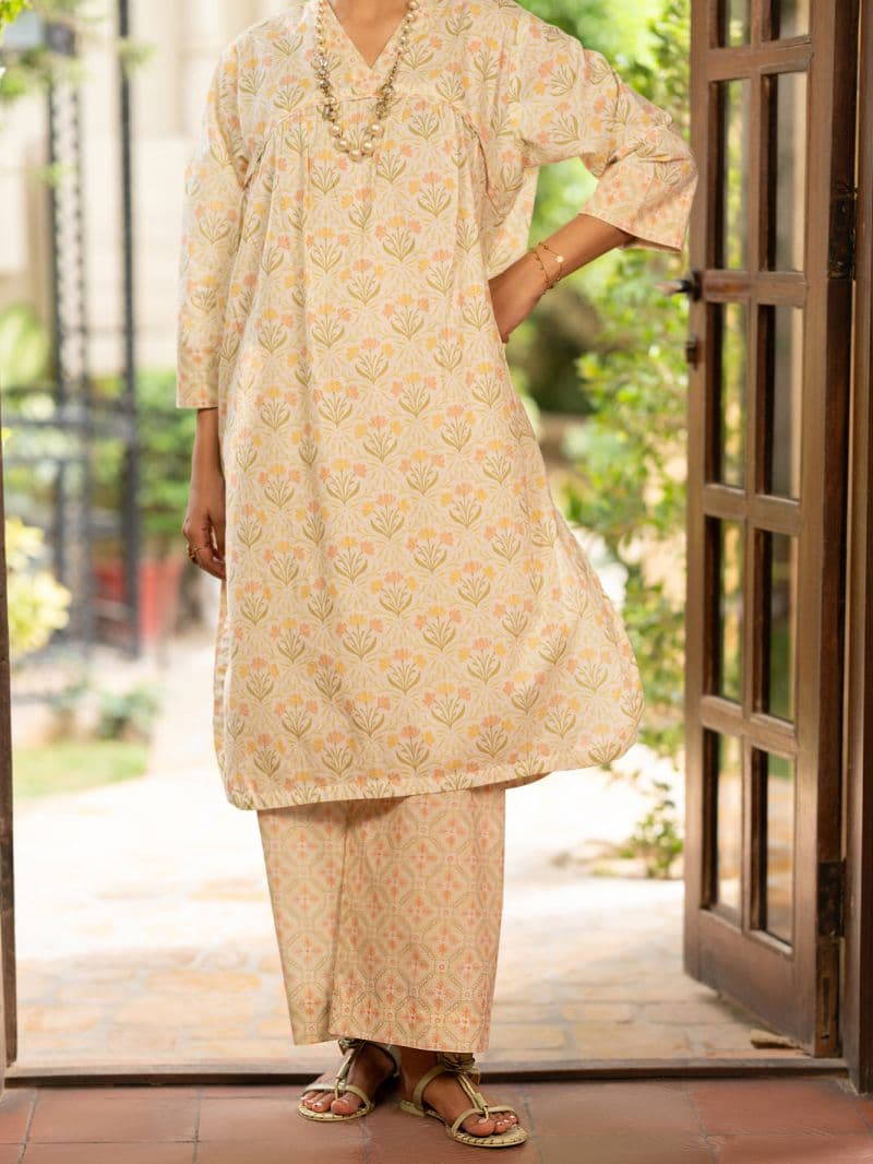 Cream Lawn Co-Ord Set thumbnail