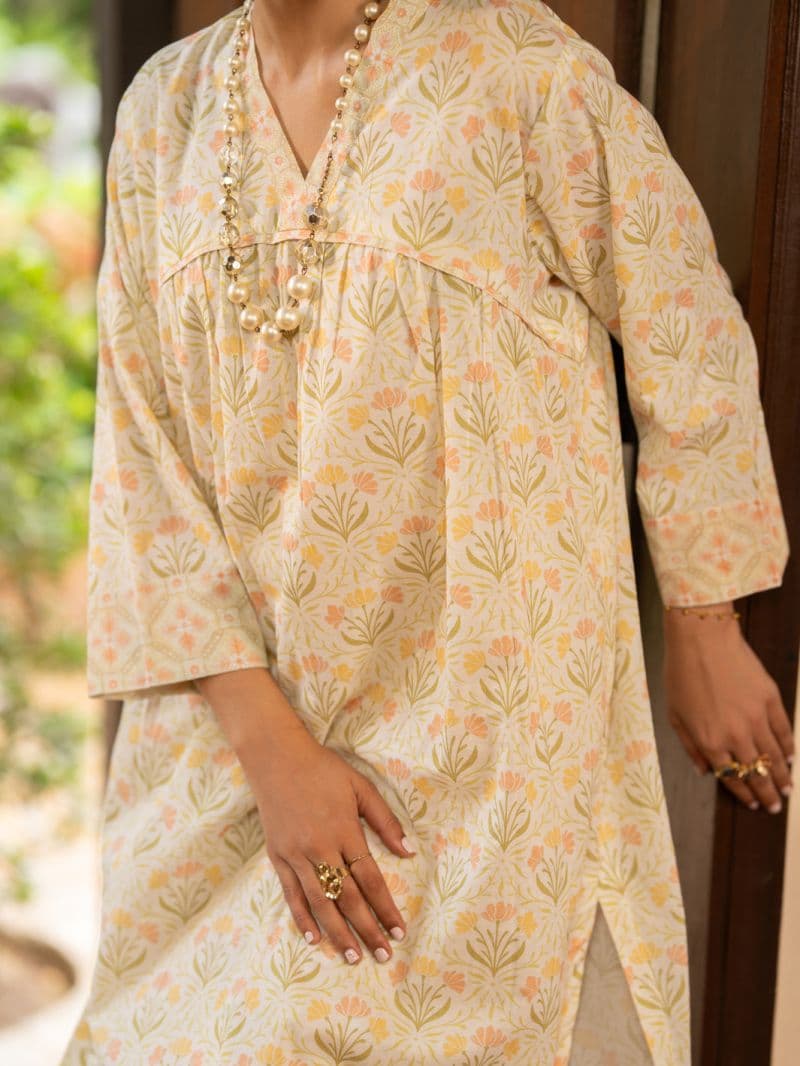 Cream Lawn Co-Ord Set thumbnail