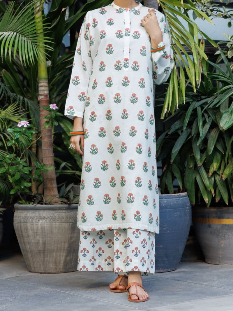 Off White Lawn Co-Ord Set thumbnail