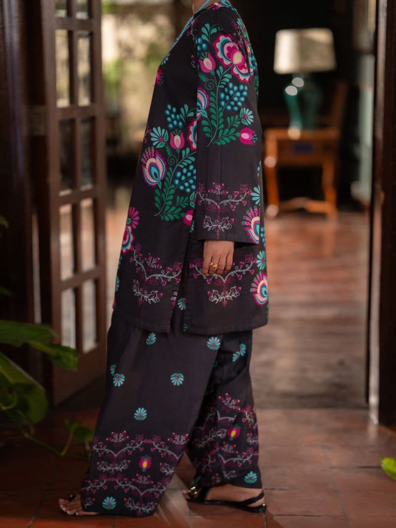 Black Lawn 2Pc Stitched