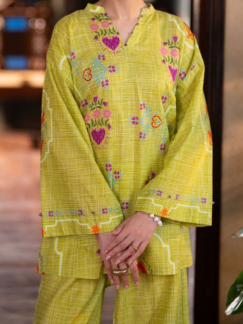 Green Lawn Stitched 2Pc
