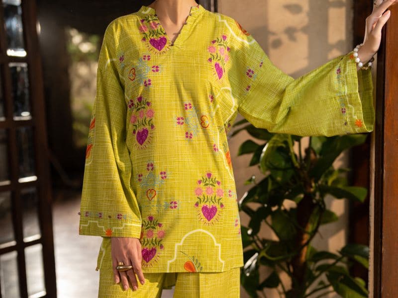 Green Lawn Stitched 2Pc