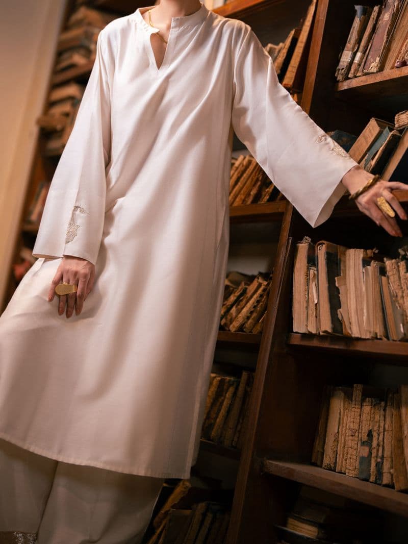 Off White Cotton Kurti thumbnail