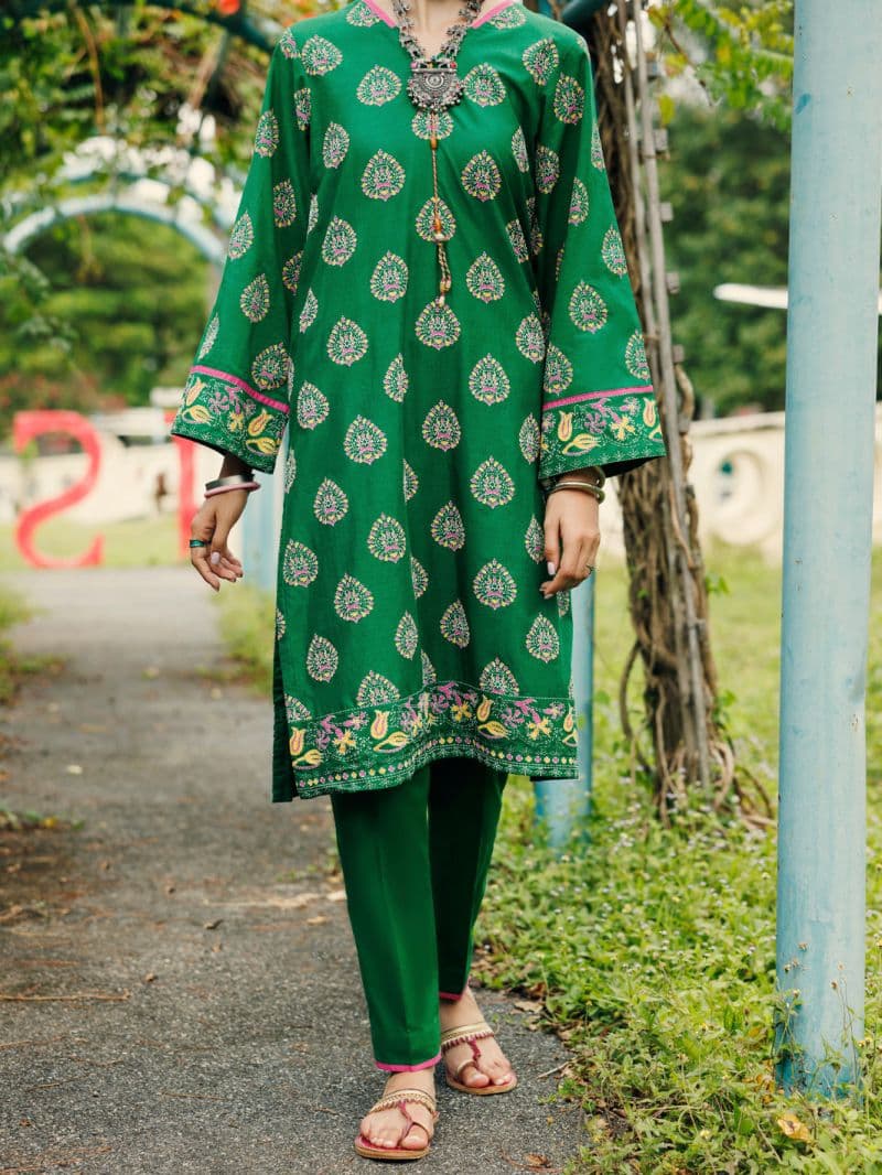 Green Lawn Kurti thumbnail