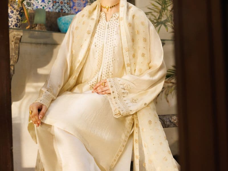 Off White Sheesha Silk Formal 3Pc Stitched thumbnail