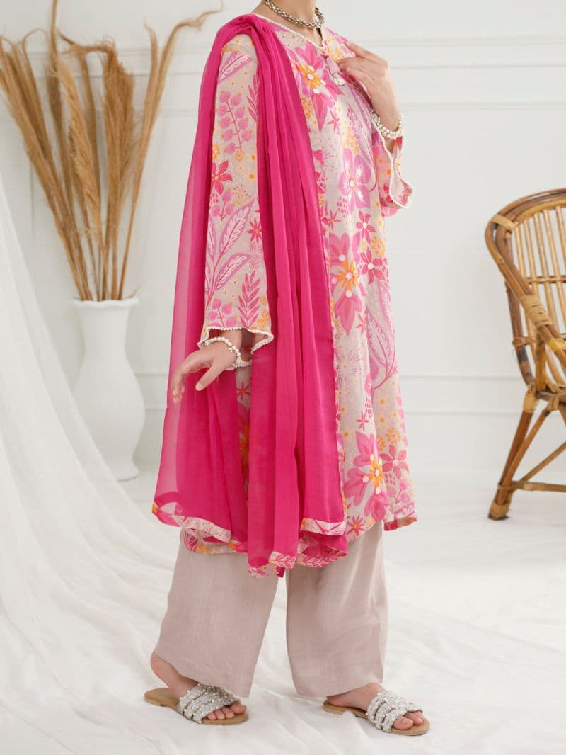 Pink Georgette 3 Piece Stitched thumbnail