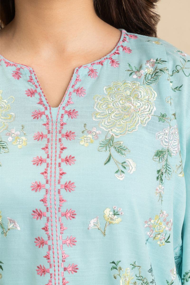 3 PIECE EMBROIDERED SLUB SUIT (PRET)