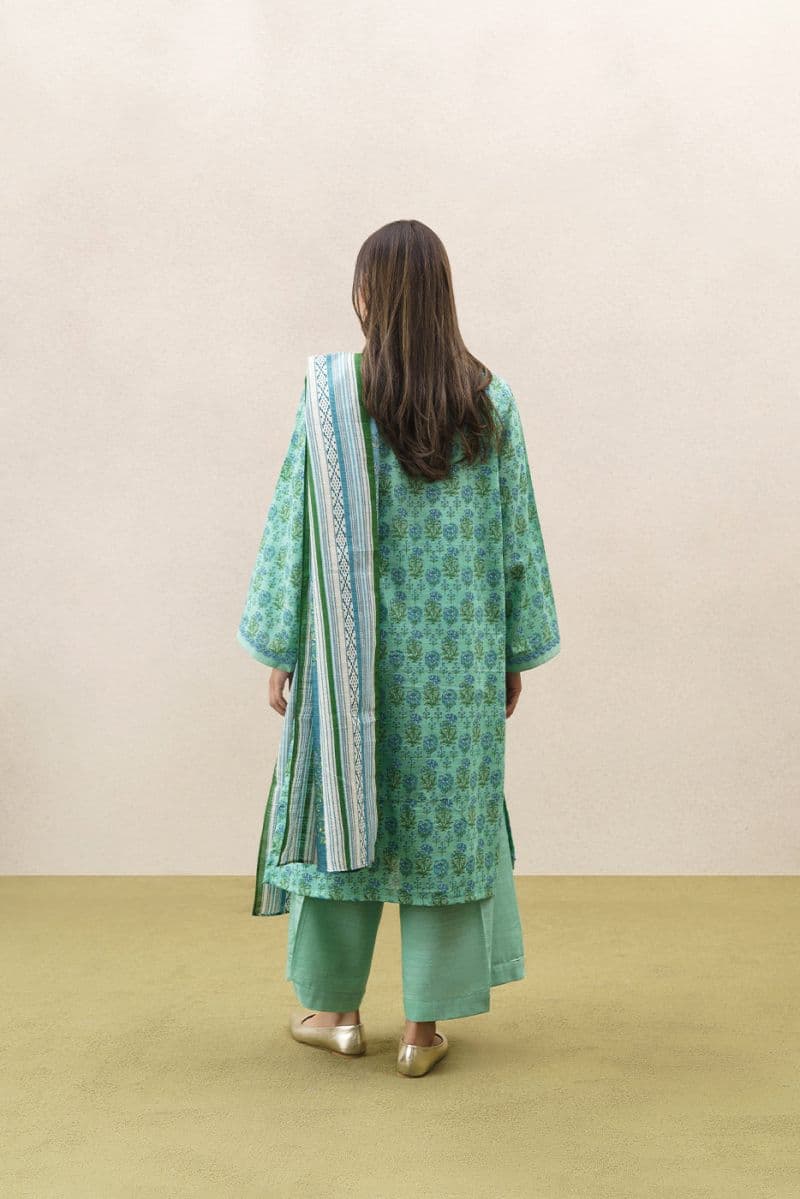 3 PIECE PRINTED KHADDAR SUIT-PASTEL BLOOM (UNSTITCHED) thumbnail