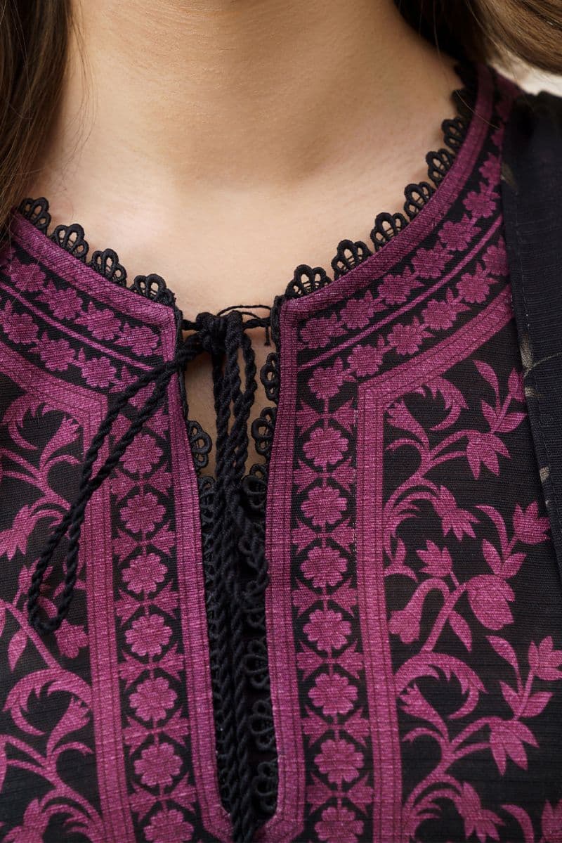 3 PIECE EMBROIDERED SLUB KHADDAR SUIT-MAJESTIC HEM (UNSTITCHED) thumbnail