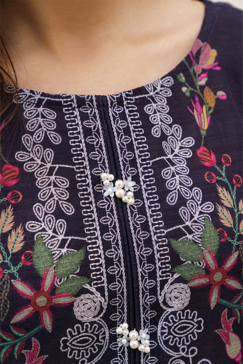 3 PIECE PRINTEDED SLUB KHADDAR SUIT-MIDNIGHT BLOOM (UNSTITCHED) thumbnail