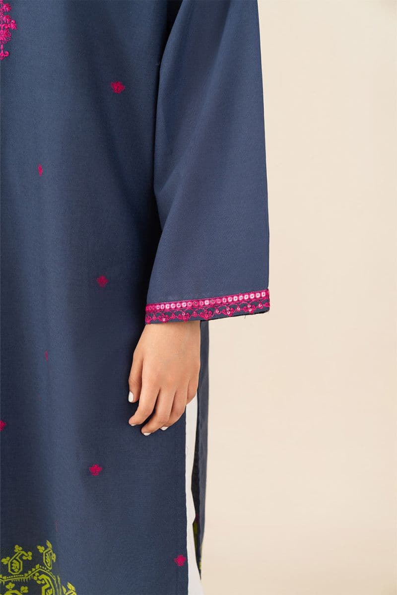 EMBROIDERED JACQUARD SHIRT (PRET) thumbnail
