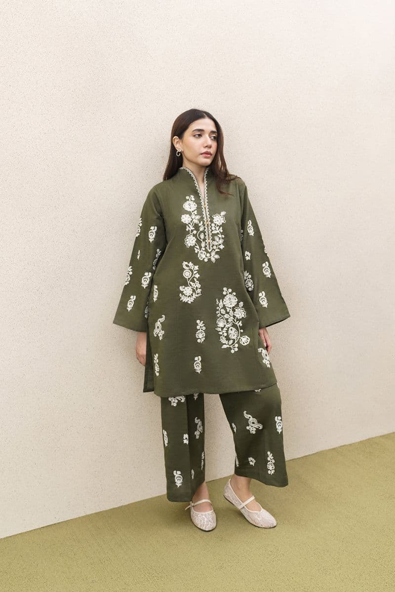2 PIECE EMBROIDERED SLUB KHADDAR SUIT (PRET) thumbnail