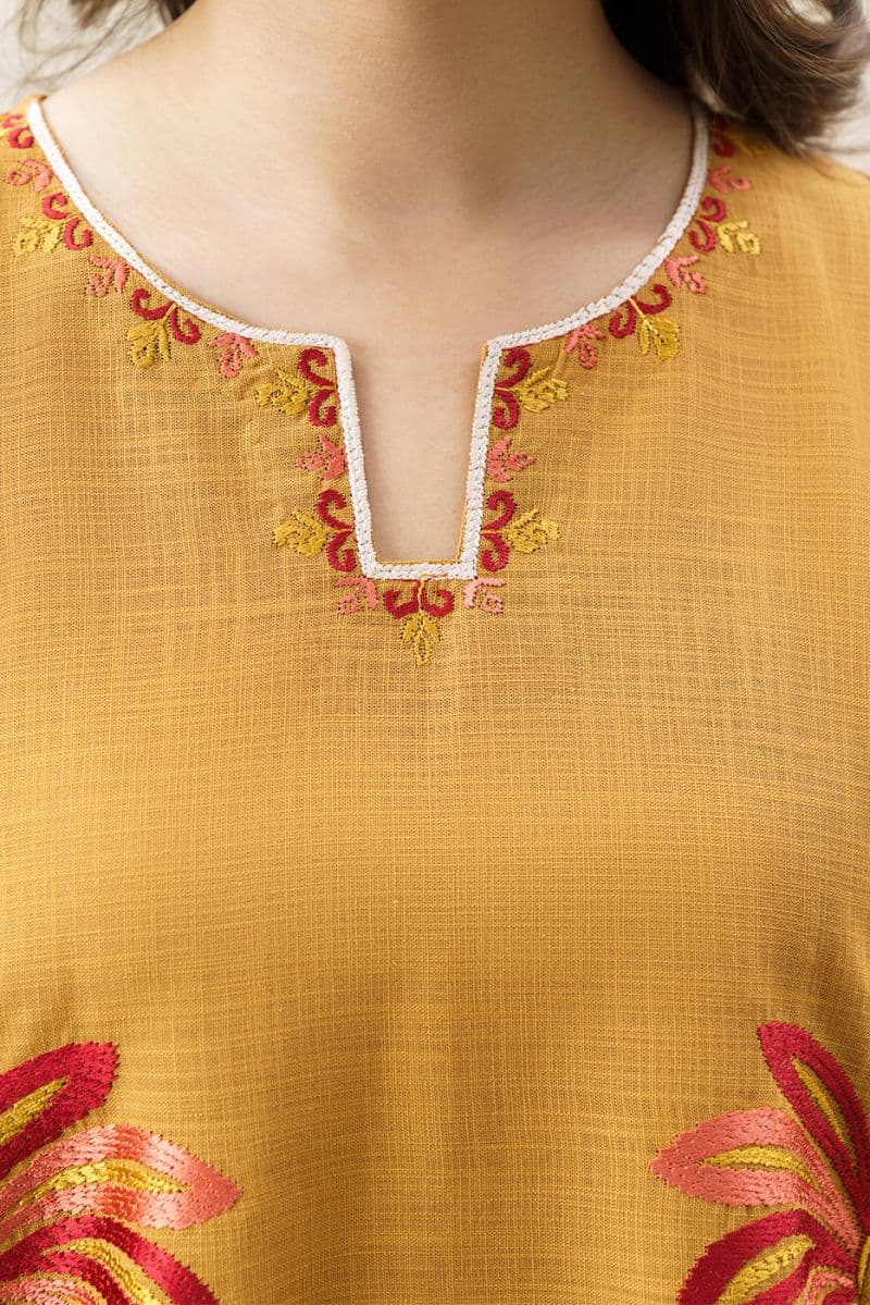 2 PIECE EMBROIDERED TWO WAY SLUB SUIT (PRET) thumbnail