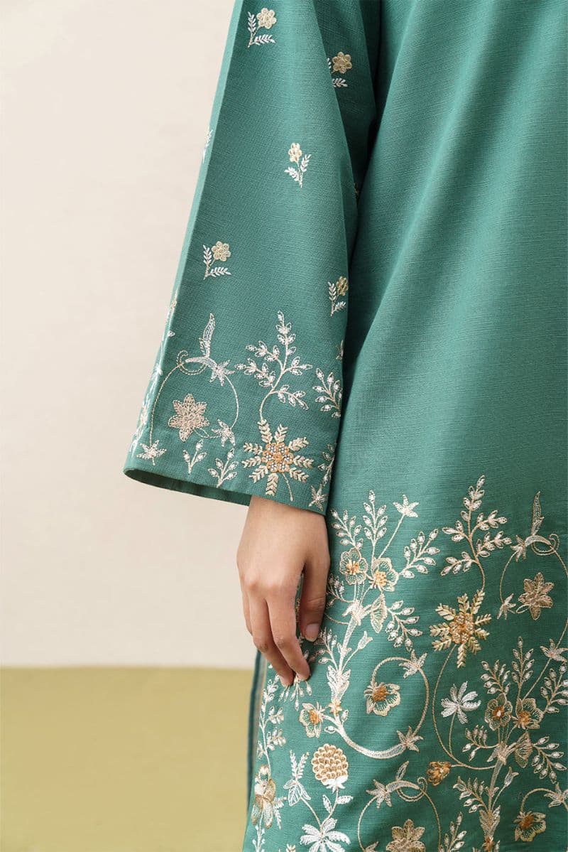 3 PIECE EMBROIDERED SLUB KHADDAR SUIT (PRET) thumbnail