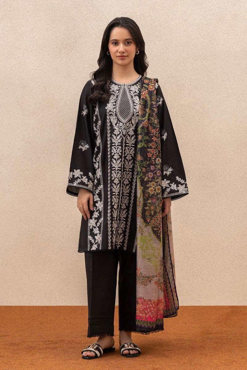 3 PIECE EMBROIDERED LAWN SUIT (PRET) thumbnail